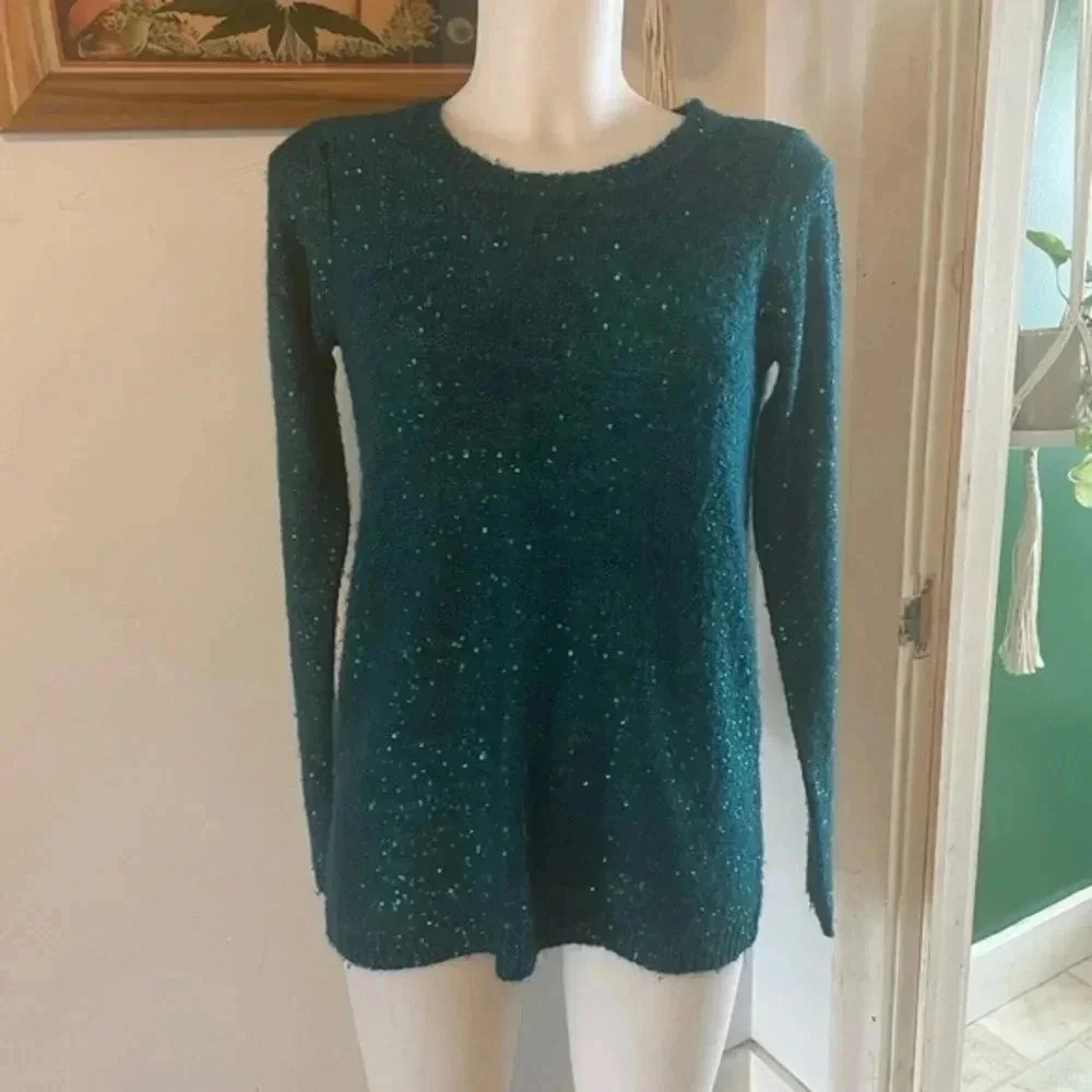 THE LIMITED TEAL SEQUIN SWEATER‎ Size Small EUC!